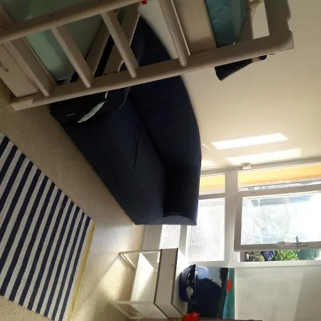 Appartement Joli Appt 2 Et Avec Parking Dans Ombragee Et Calme 5mns Et Commerces